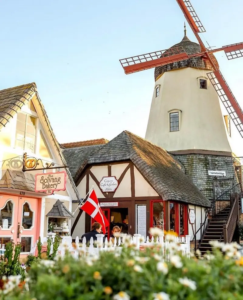 索尔万 Solvang 的风车